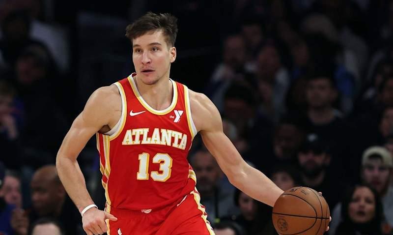 关于转折点亚特兰大老鹰外线爆发;NBA常规赛最后时刻攻防权衡;形势明朗;训练强度显著提升的信息 关于转折点亚特兰大老鹰外线爆发;NBA常规赛最后时刻攻防权衡;形势明朗;训练强度显著提升的信息