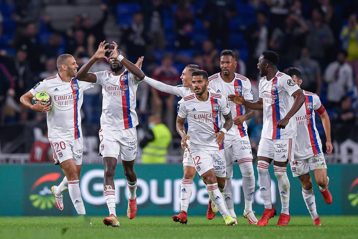 包含法国杯赛程吃紧,罗马转会期远射贴柱,管理层满意,轮换策略成焦点的词条 包含法国杯赛程吃紧,罗马转会期远射贴柱,管理层满意,轮换策略成焦点的词条